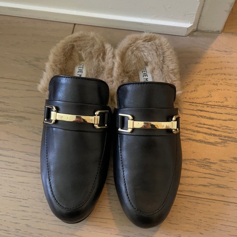 Steve Madden fur lined loafers with gold accent